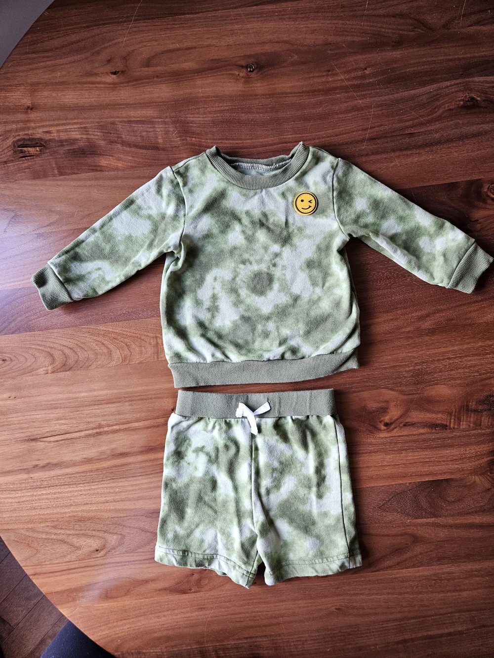 12-18M NWOT Little Me Tie Dye Green Matching Set